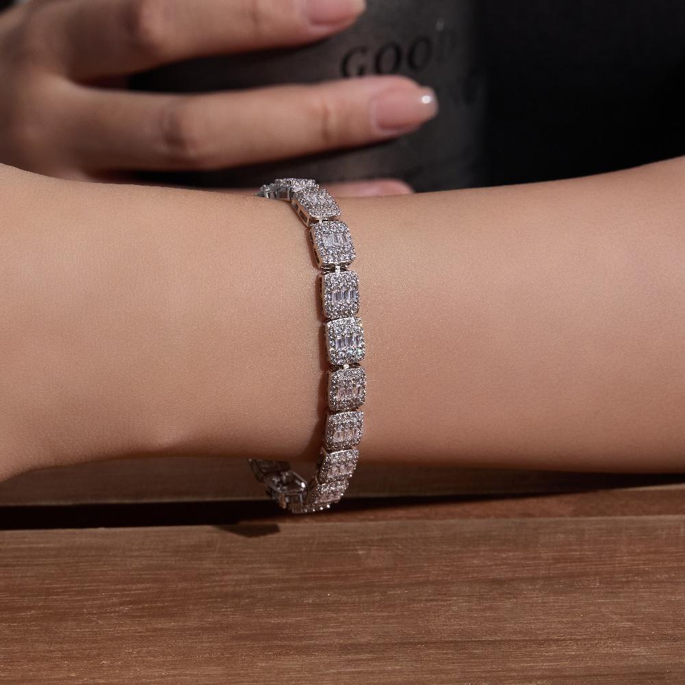 Luxurious 17cm Rectangular White Zircon Tennis Bracelet for Women