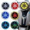 Motorrad Aufkleber für Yamaha 3D Logo Reflektierend Geeignet für Xunying Qiaoge I125 Modifiziertes Rennauto Weicher Klebstoff Dekor