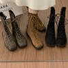 Vintage Britischer Stil Mattlederriemen Martin Stiefel Damenstiefel 2025 Frühling und Herbst neue kurze Stiefel eckige Spitze flache Sohle Einzelstiefel