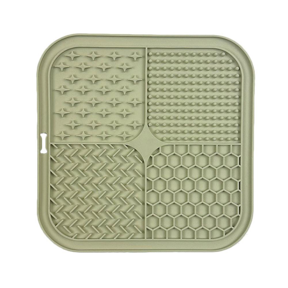 Silicone Dog Lick Mat With Suction Cup Slow Feeder Pet Bathing Distraction Pad Food Training Mat for Dogs Cats Pet Supplies