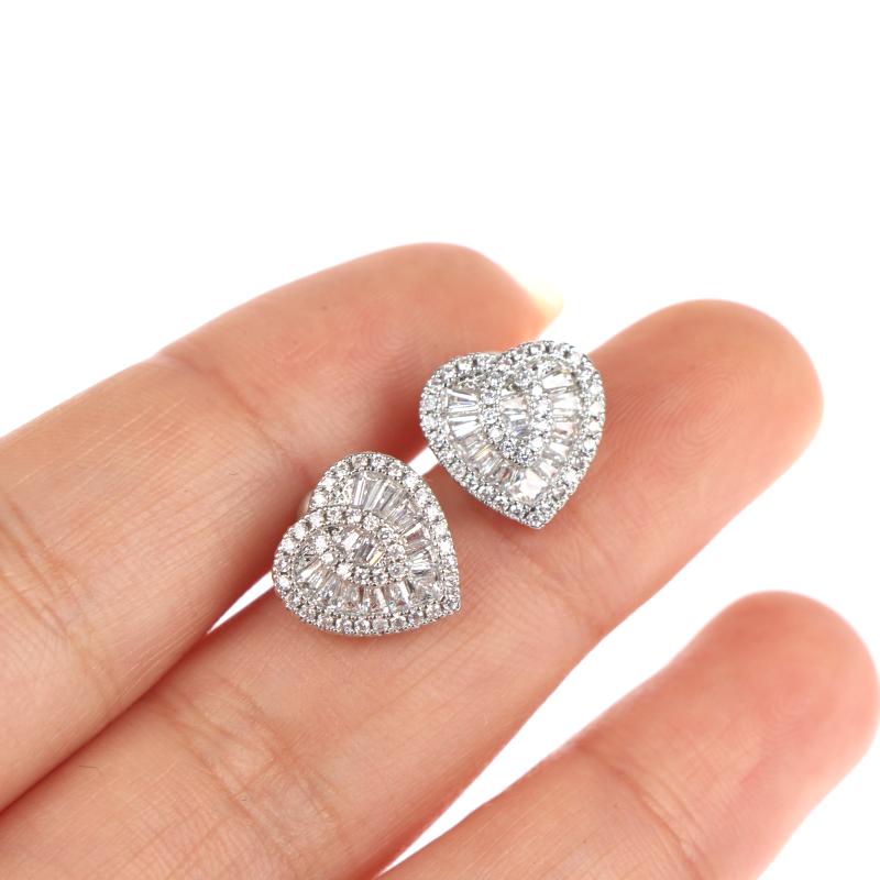 Sweet Lady Love Heart Stud Earrings With Brilliant Cubic Zirconia Engagement Accessories Bridal Wedding Jewelry Gift