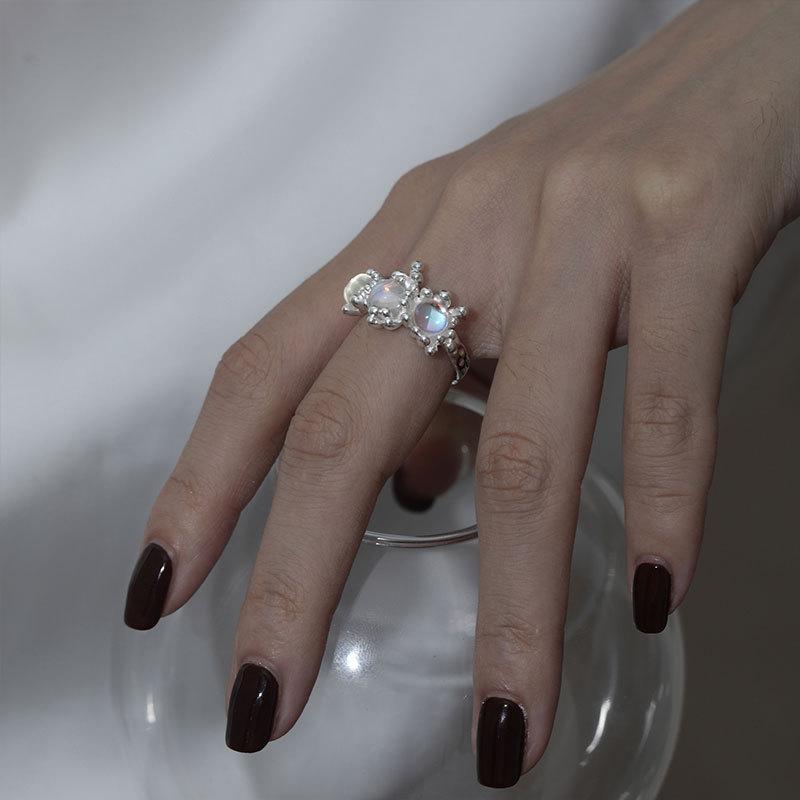 Fashionable 925 Sterling Silver Colored Zirconia Ring For Women In Modern Geometric Style Perfect For Any Occasion