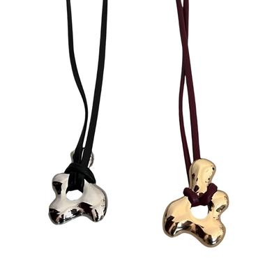Elegant Handmade Abstract Hollow Pendant Choker Adjustable PU Leather Chain Necklace Trendy Accessory for Ladies