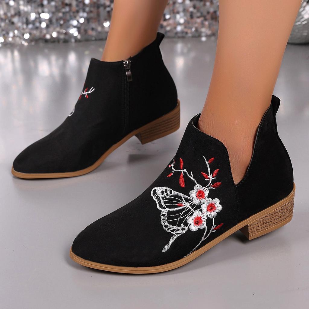 Embroidered Women's Boots Fall/Winter 2025 New Plus Size Round Toe Thick Heel Side Zipper Fashion Martin Boots