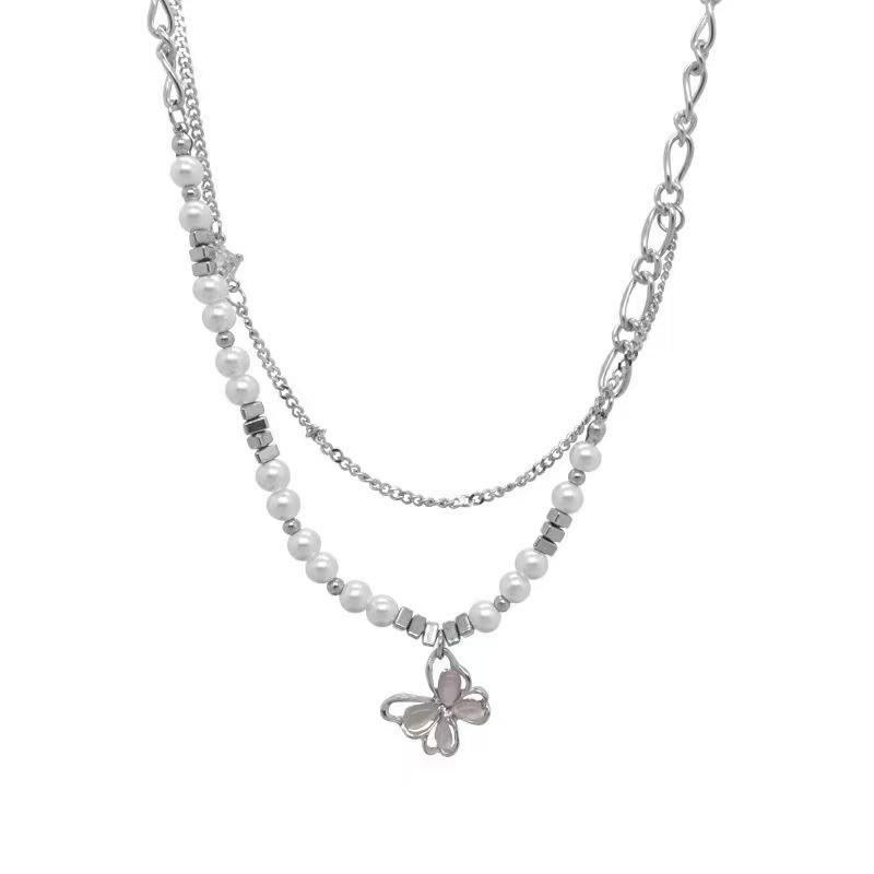 

Light luxury niche design butterfly opal pendant splicing pearl necklace femininity titanium steel chain sweet cool collarbone chain