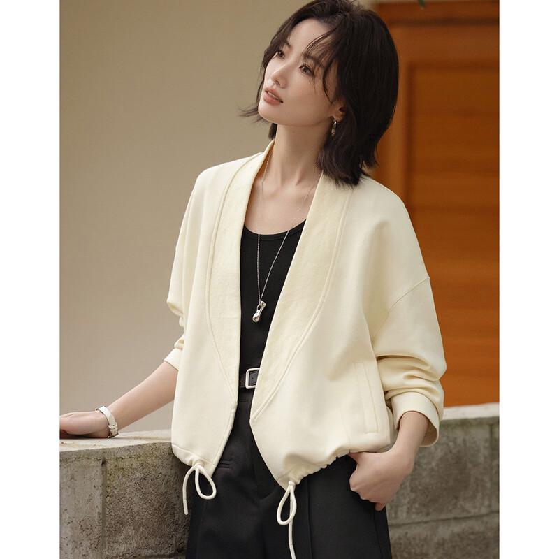 

Demana Bouncy Air Layer V-Neck Drawstring Short Coat XL