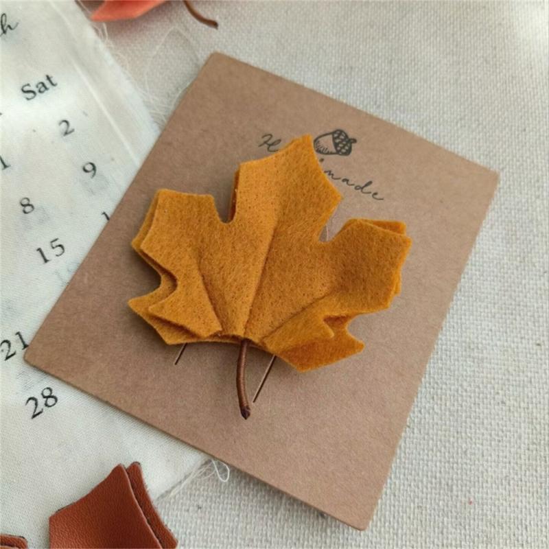 Sophisticated Maple Leaf Hair Clip Luxurious Leather Hairclip Antiskid Hairpin Natural Styles Hair Accessory