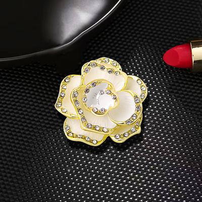 New Rhinestone Camellia Brooch Female Retro Small Fragrant Brooch Cute Silk Scarf Buckle Pin Anti-light Clothing