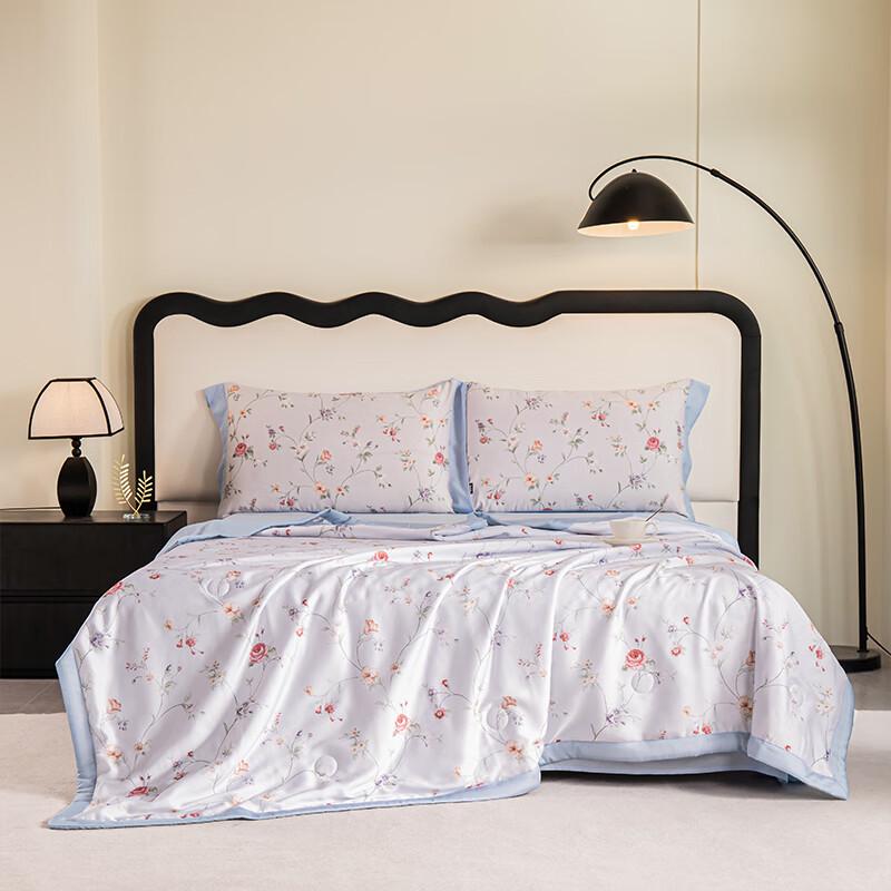 

Dohia Walton Garden Cool Summer Quilt