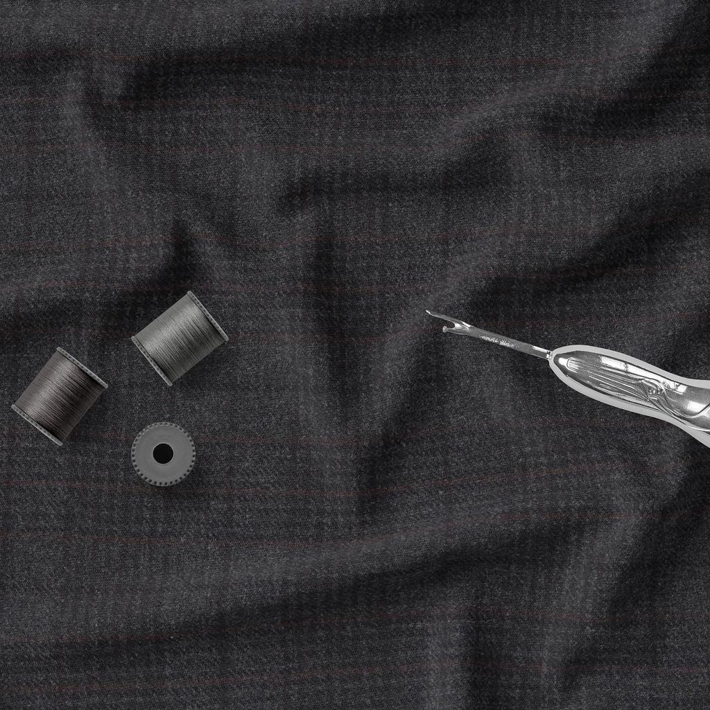 Unstiched Blazer Fabric In Checkered Tweed Fabric - 70% Viscose & 30% Poly