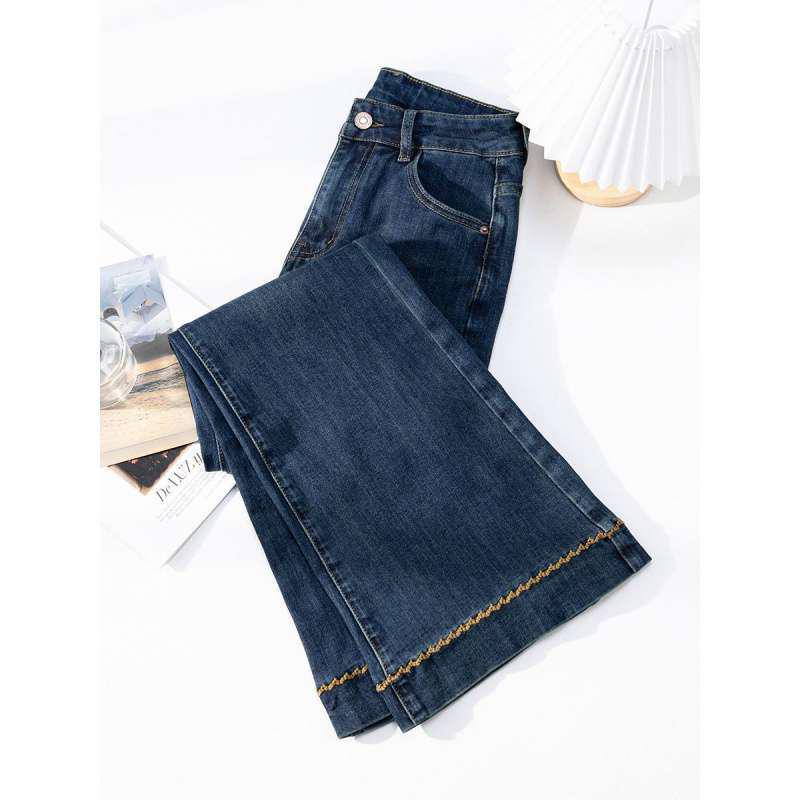 2026 Winter Velvet Thick Embroidered Straight-Leg Jeans - Women's Cropped Wide-Leg Pants, Versatile Style
