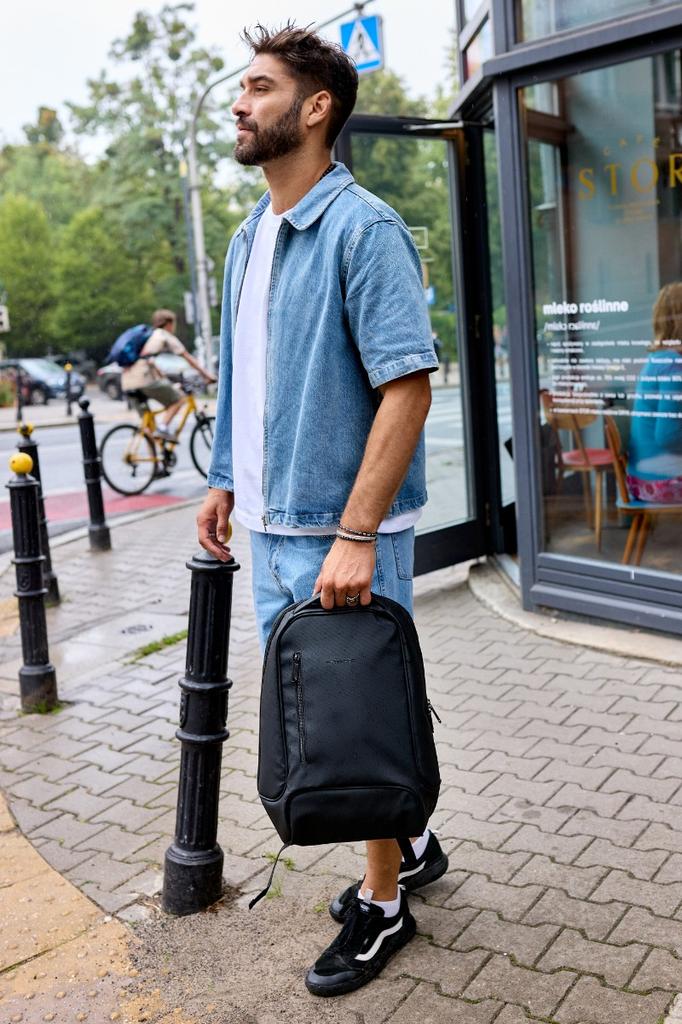 Spacious Business Backpack with Space for a Laptop - Peterson