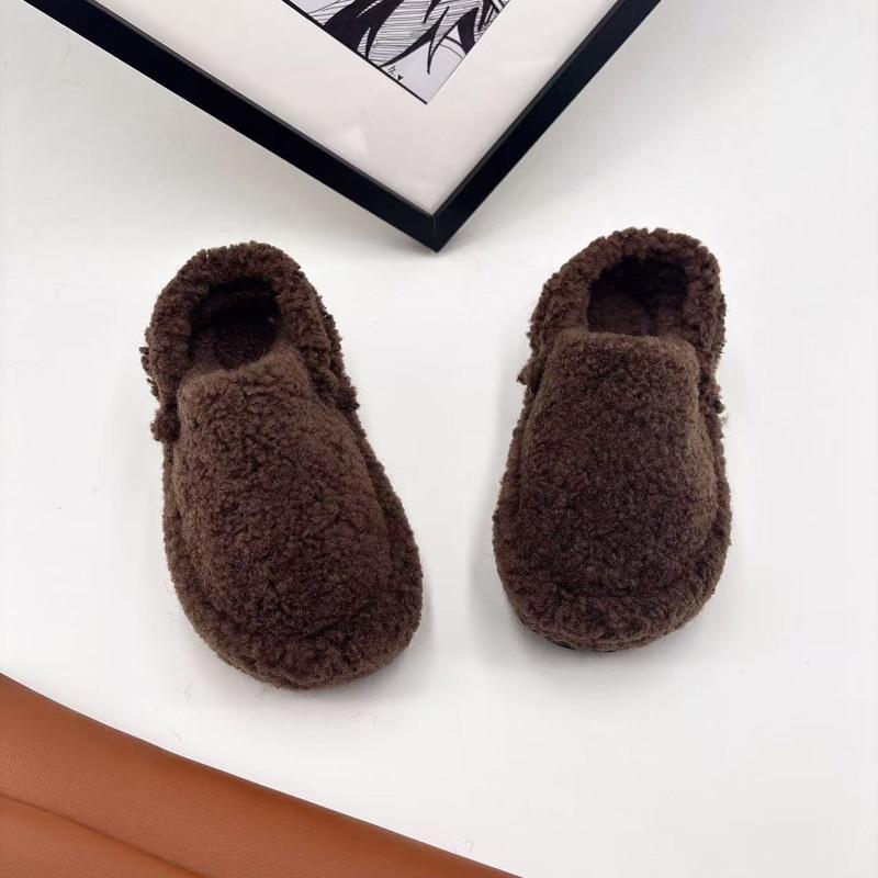 

Children Bedroom Shoes Round Toes Kids Casual Slippers Comfortable Soft Bottom Winter New Boys Girls Fashion Slippers Trend 36 коричневий