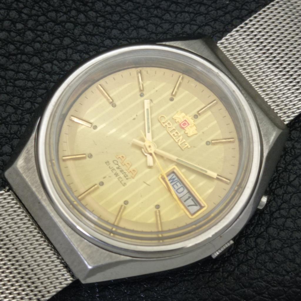 VINTAGE ORIENT AAA CRYSTAL AUTOMATIC JAPAN MENS ORIGINAL DIAL WATCH a703430-1
