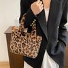 Leopard Print Plush Handbag Soft Fluffy Tote Bag Stylish Shoulder Bags for Women Daily Use Winter Plush Far Totes KTY