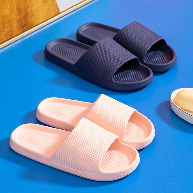 Stepping on shit slippers women's summer couple indoor home bathroom bath non-slip thick bottom outside wearing cool slippers men