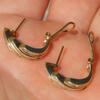 Design ear buckle women, fashionable French elegant niche jewelry, geometric stripes super