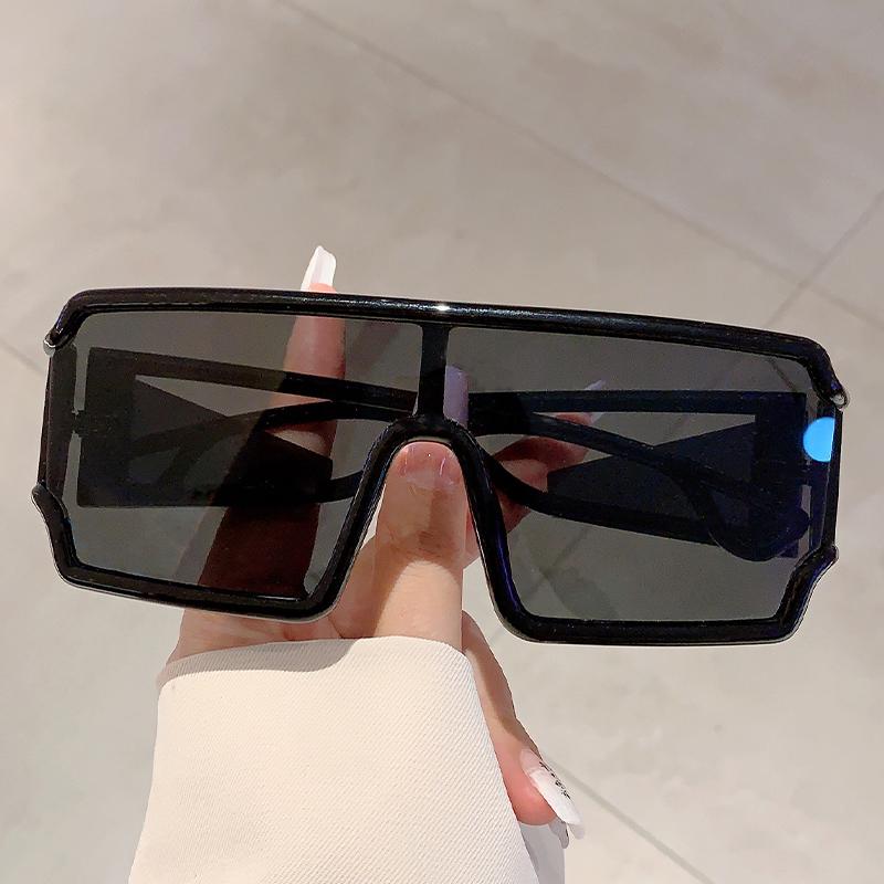 Y2K Decoration Wrapped Shades for Women's Stylish Punk Design Oversize Sunglasses Outdoor Sports Driving Sunglasses