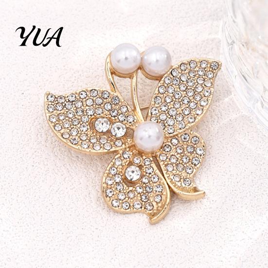 Faux Pearl Butterfly Pin Women Brooch Pin, Shape Lapel with Rhinestones Pearls Rhinestones, Jewelry Accessory for Dresses Coats Jackets Alloy