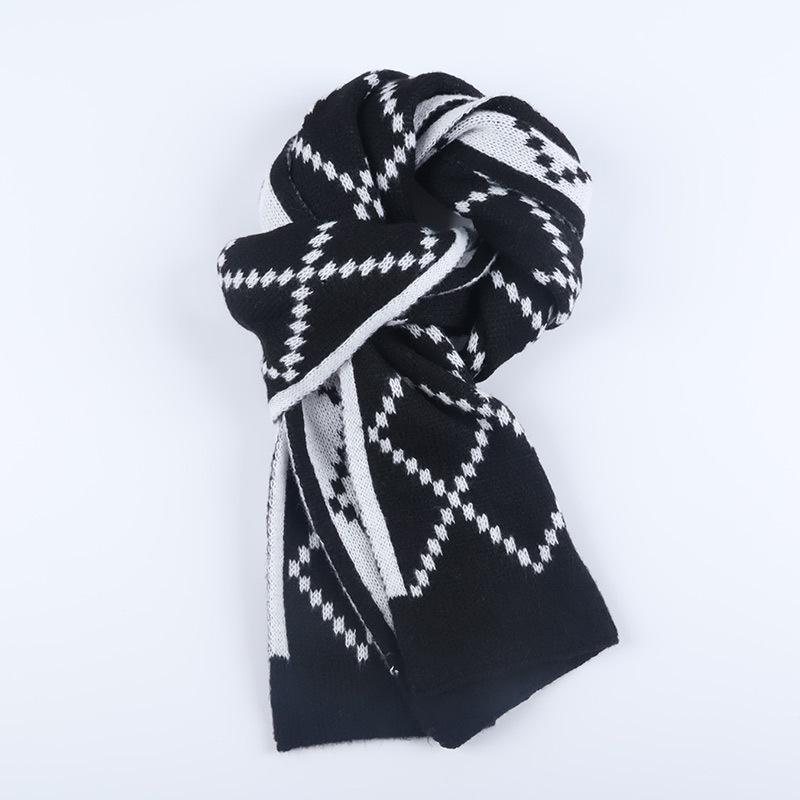 Écharpe à carreaux rouge vin: Châle chaud et polyvalent pour l'automne/hiver, style coréen imitation cachemire.