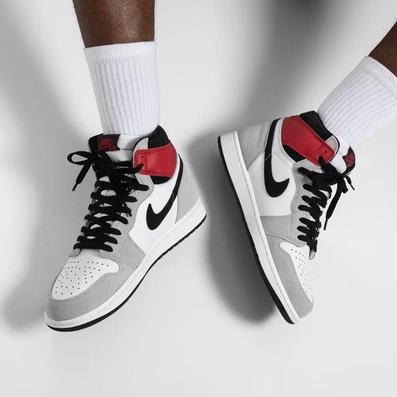 Jordan 1 Retro High Light Smoke Grey GS 575441-126