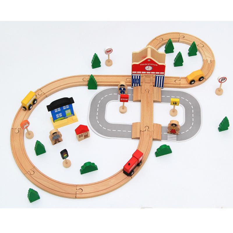Track Small Train Free Assembly Wooden Track Suit Train Toys Children's Educational Toys