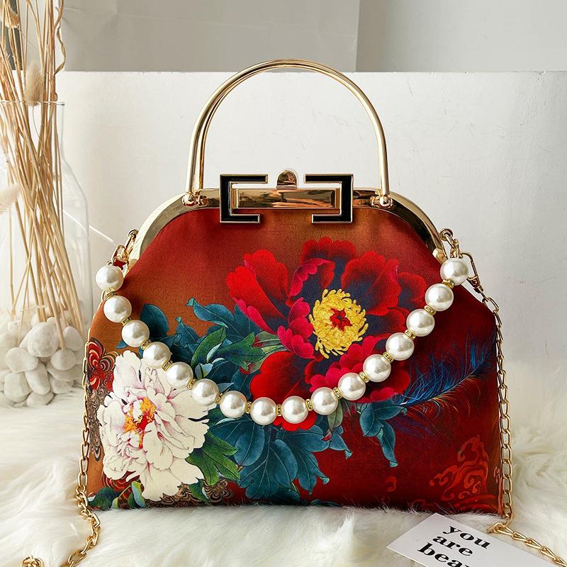 New Wedding Bags Beads Flowers Vintage Bag Shell Lock Hand Bags Women Shoulder Crossbody Bag Chain Fringe Women's Handbags