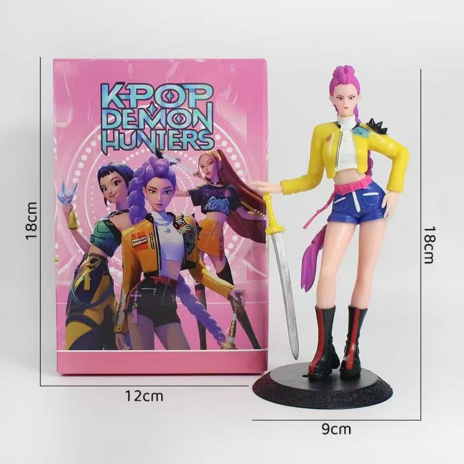 18cm Kpop Dämonenjäger Figuren Huntrix Figuren Spielzeug Derpys Tiger Rumi Mira Zoey Sussy Figur Ornament Geburtstagsgeschenke