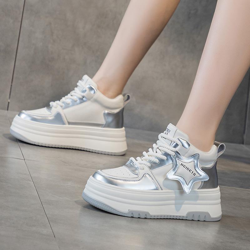 Color Matching 32 Inner Height Increase White Shoes Women's 2025 New Spring and Autumn Thick-soled Versatile Black and White Star Waterproof Table Cas