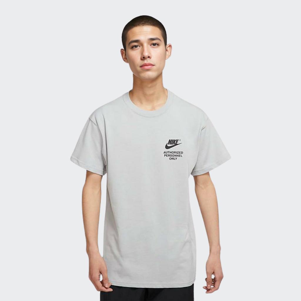 Nike T-shirt girocollo in cotone con logo a lettere stampato Uomo Top Grigio DM6428-077