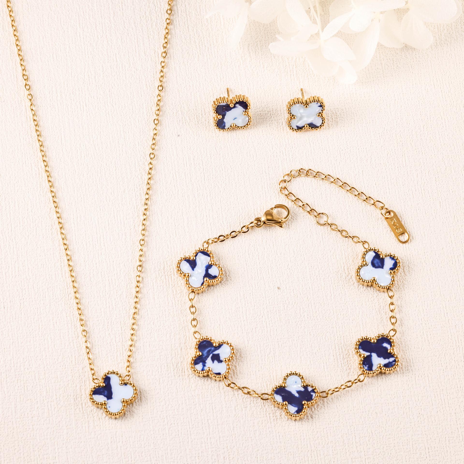 3PCS Clover 18K Gold Plated Necklace Bracelet Earnail Set Women s Light Luxury Colorful Fashion Accessories necklace+bracelet+earring