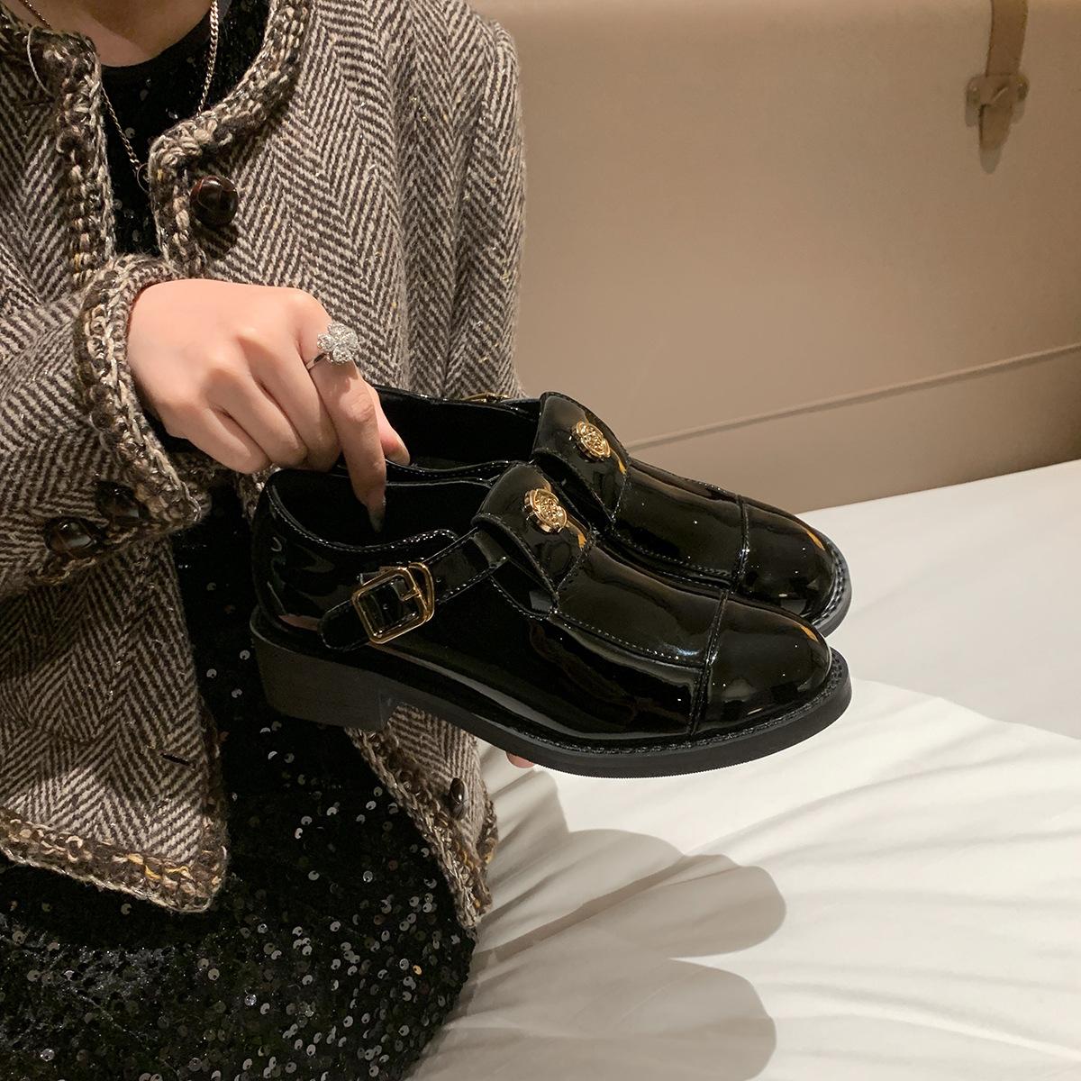 Маленькие кожаные туфли в британском стиле — фото 2