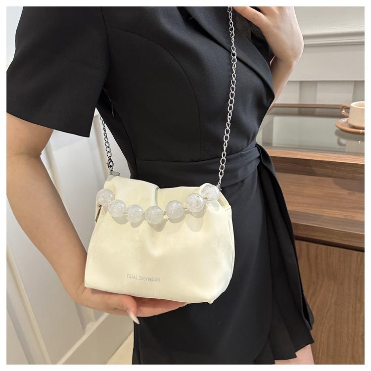 New Chinese Bag 2025 New Trendy Fashion Niche Underarm Bag Versatile Chain Women's Crossbody Portable Cloud Bag