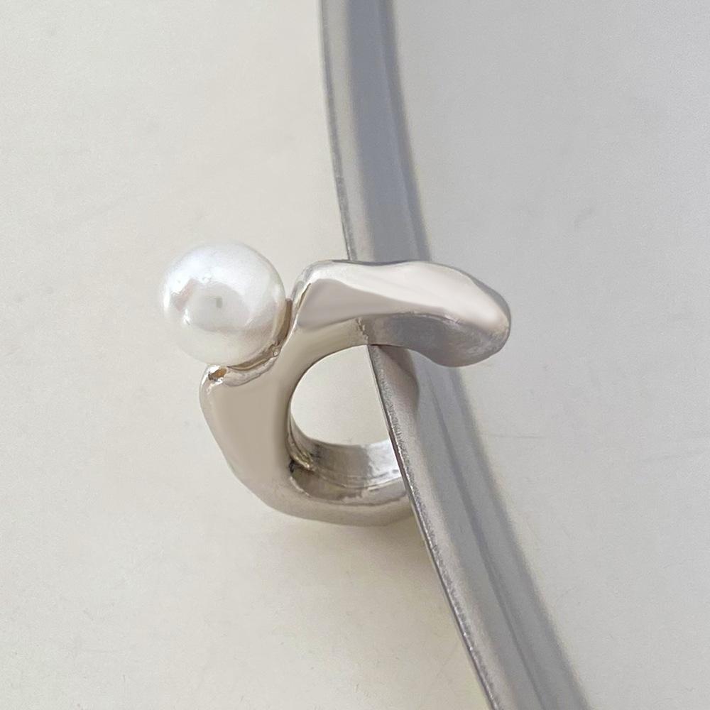 New Vintage C-Shaped Ear Cuff Non Pierced Clip Earring for Women Girl Trendy Punk Pearl Cuffs Wedding Jewelry Accessories