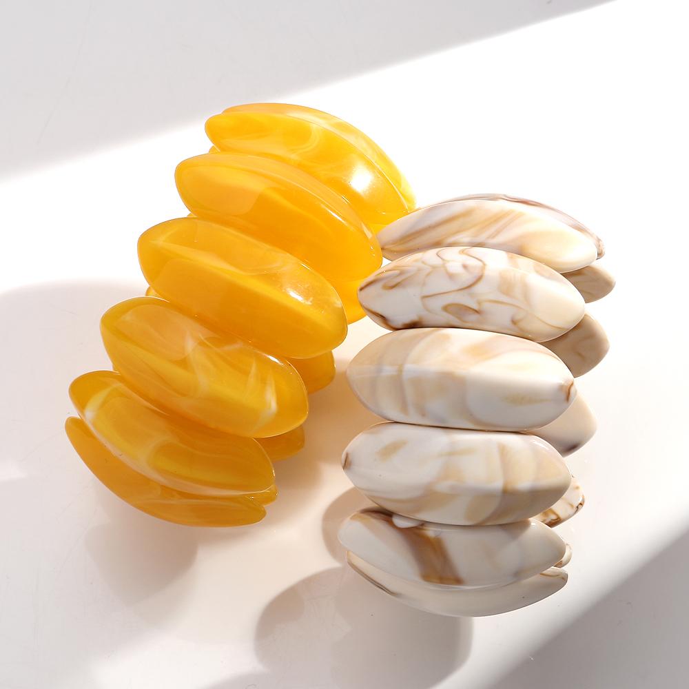 Vintage Acrylic Amber Elastic Geometric Bracelets Bangles for Women Stretchy Resin Big Cuff Bracelet Designer Jewelry 2025