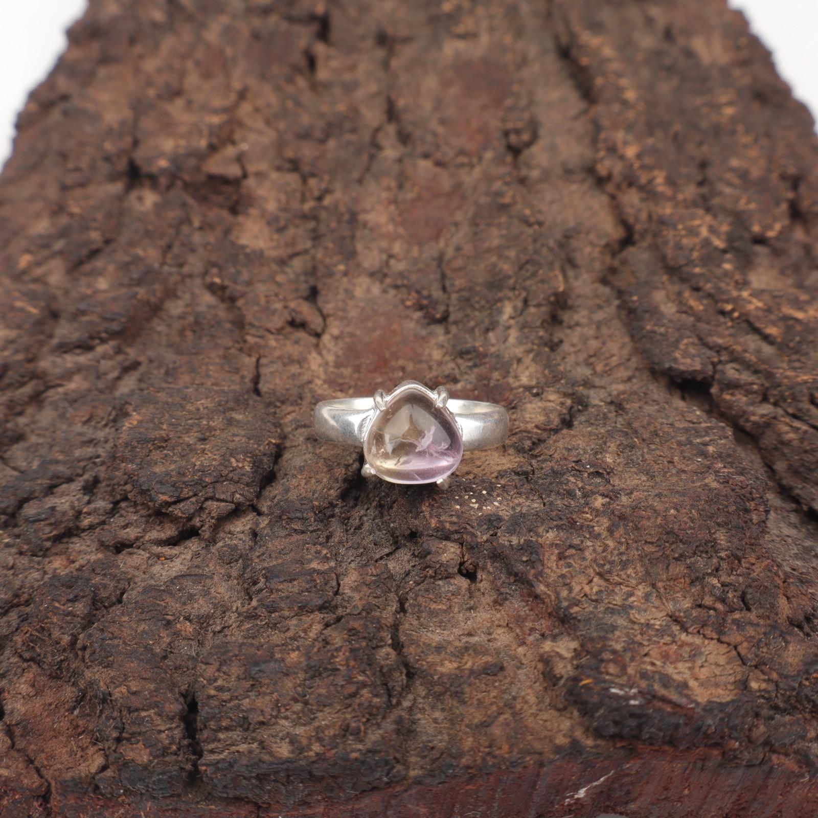 

Сердце Аметрин Драгоценный камень Стерлинговое серебро Ручная работа Заявление Свадебный подарок Бохо Кольцо RR-43-33 7.5