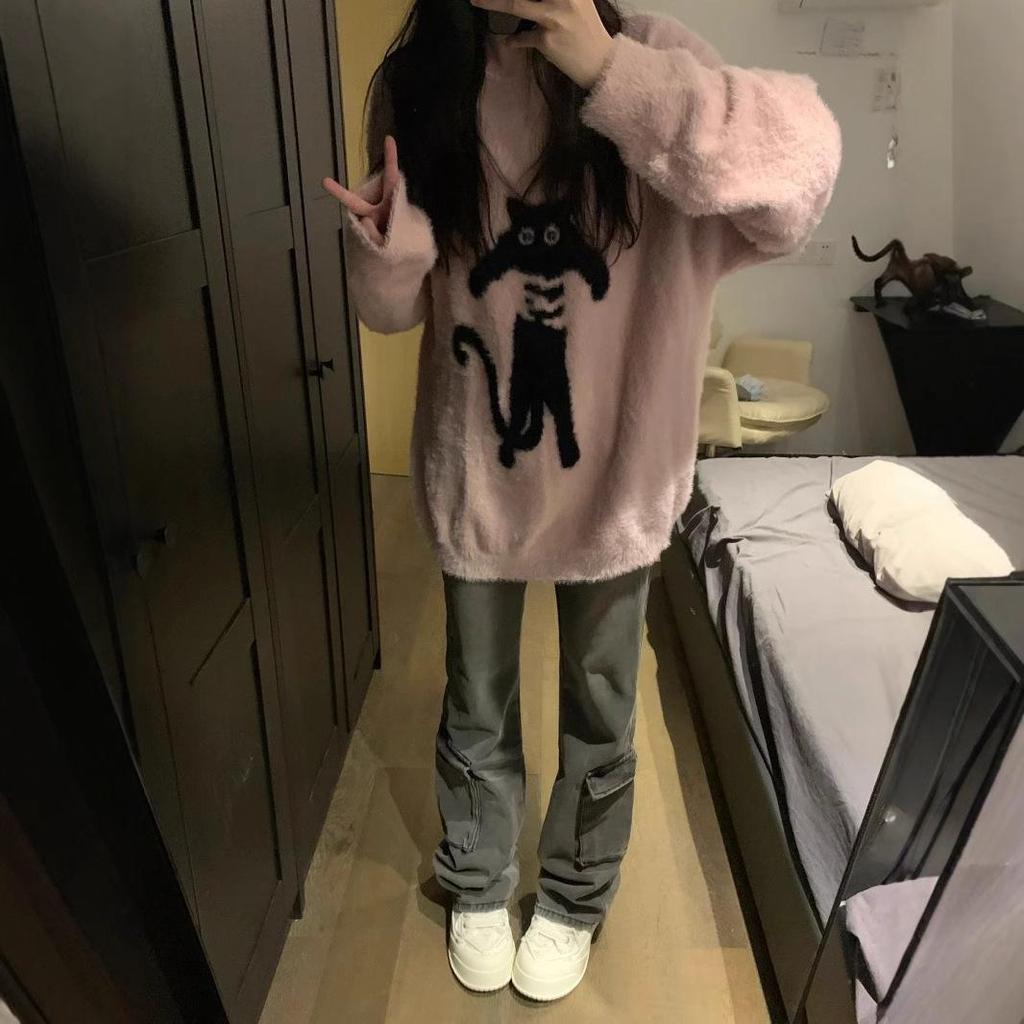 Women's Oversized Lazy Style Soft Knit Sweater - Warm, Comfortable, Round Neck Pullover