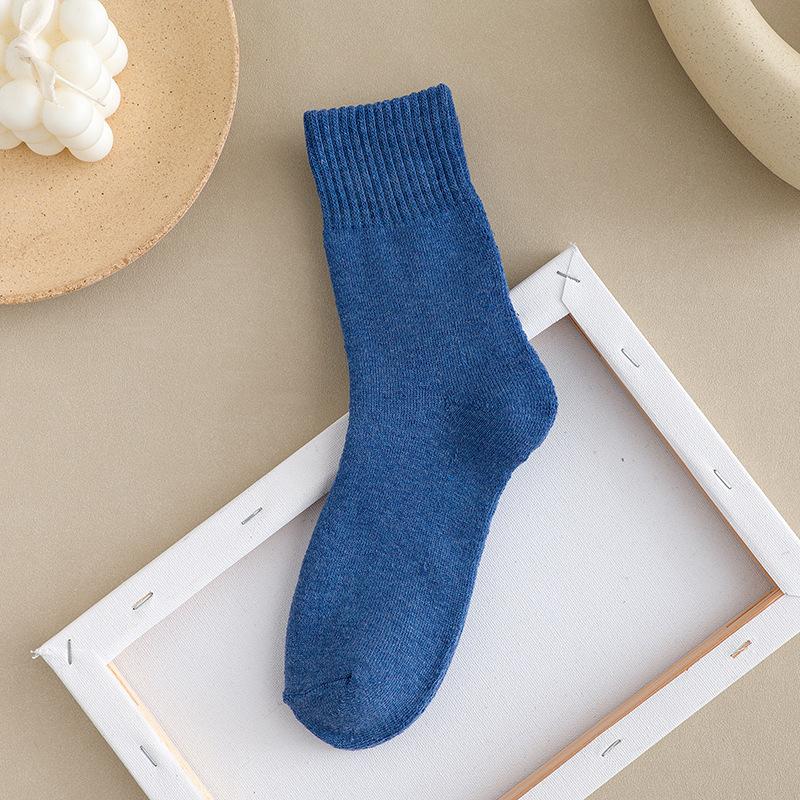 Autumn and Winter Style Loop Socks for Men, Trendy Mid-calf Socks, Retro Thick Thread Socks, Thickened and Fleece Warm Towel Socks