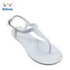 Sandali bassi da donna in PVC con cinturino a T in gelatina - Moda estiva