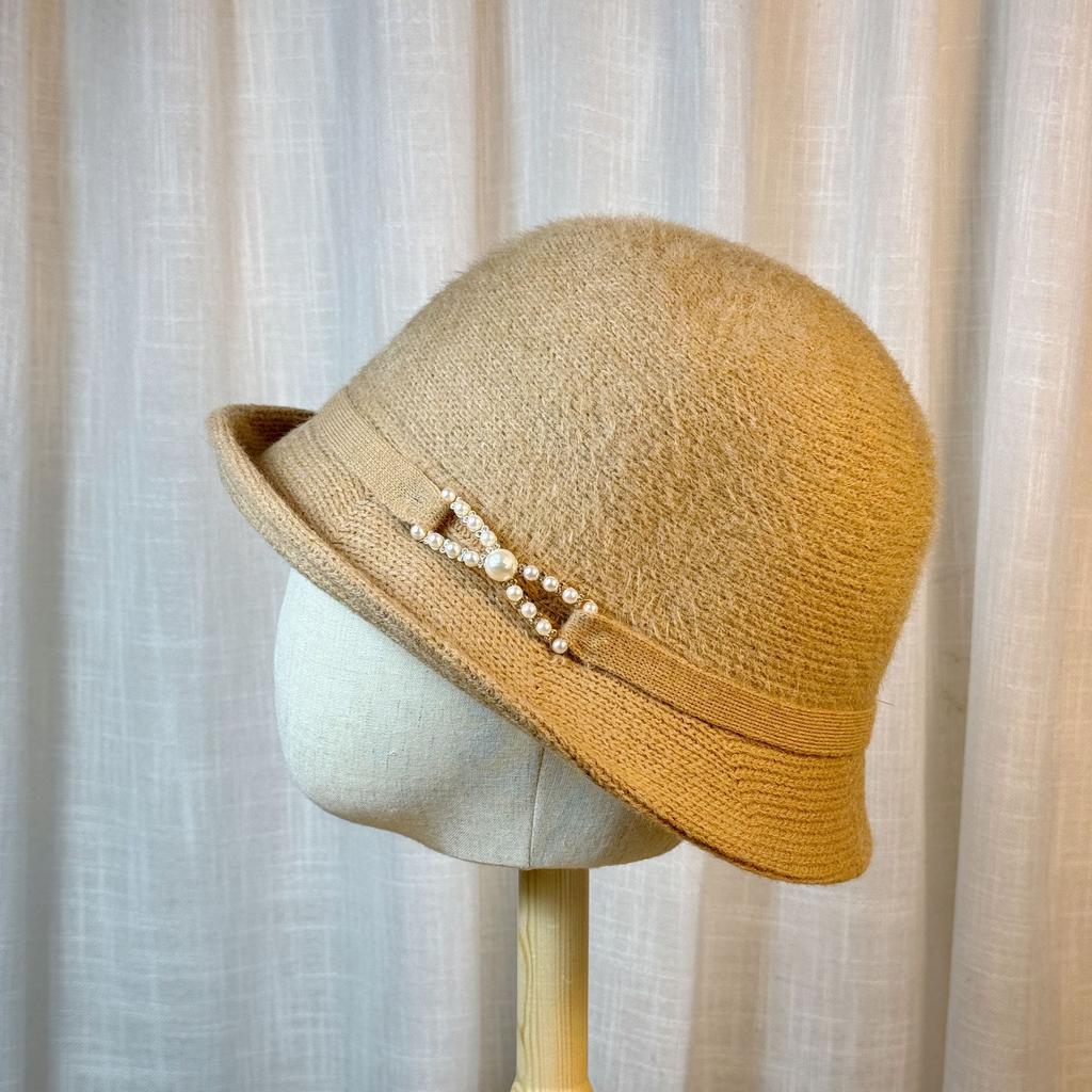 Autumn and Winter New Style Rolled Edge Fashionable Knitted Versatile Fisherman Hat Small Head Circumference Three Dimensional Warm Mother Hat