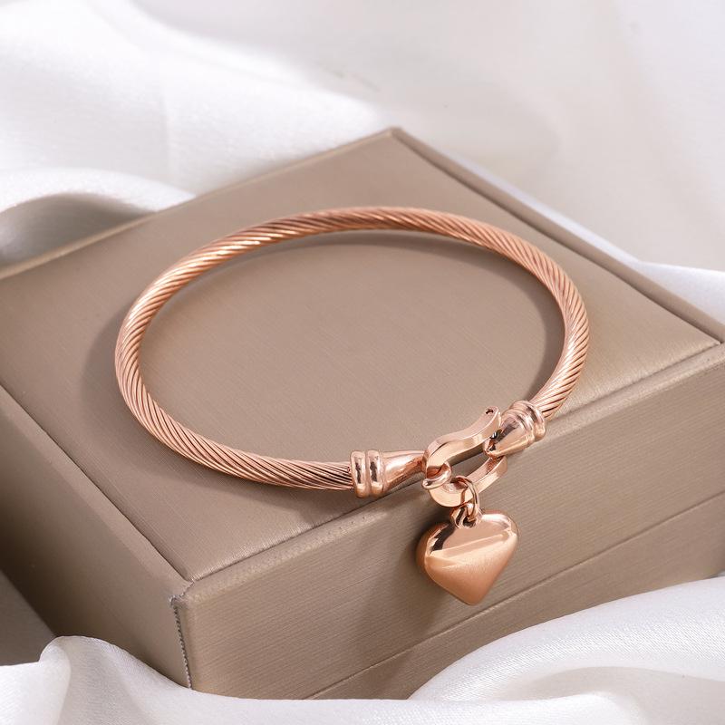 Exquisite Heart & Horseshoe Hook Bangle: High-End, Non-Fading Titanium Stainless Steel Bracelet for Women
