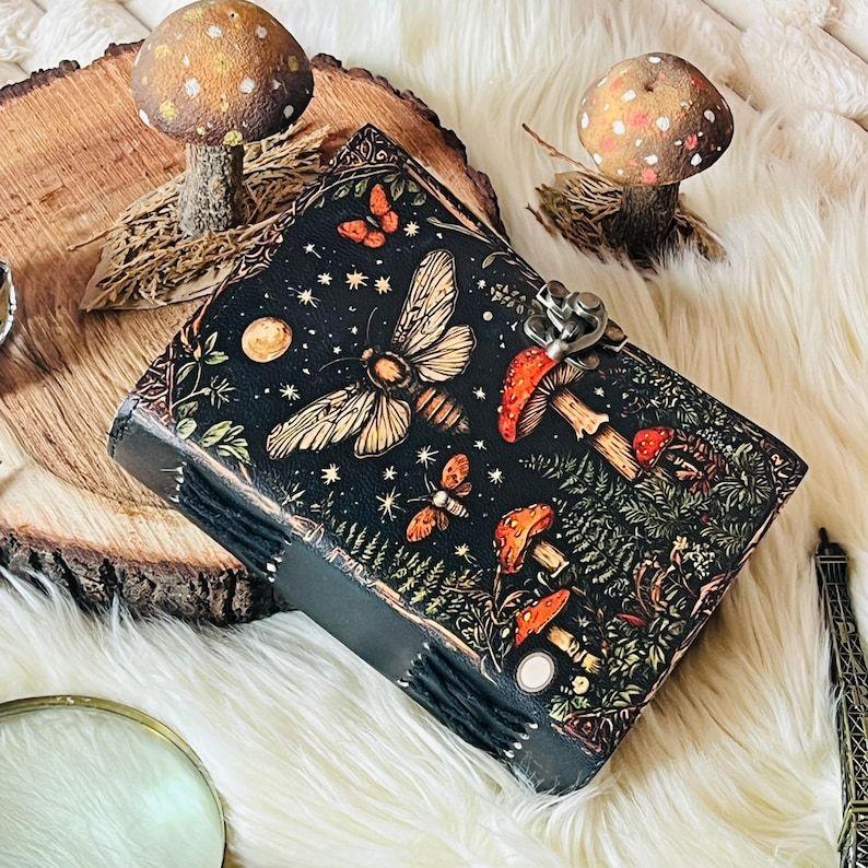 Large Leather Grimoire Journal: Tree of Life Book of Shadows