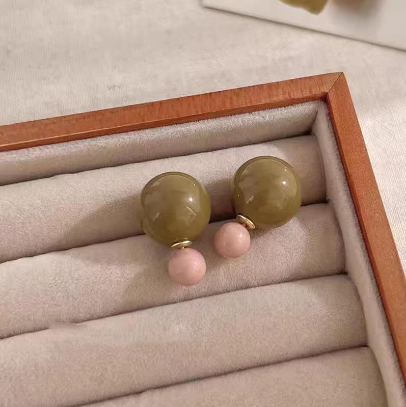 Latte Bubbles - Schicke Maillard-Farbige Ohrringe für Herbst/Winter: Einzigartige Nieten-Accessoires