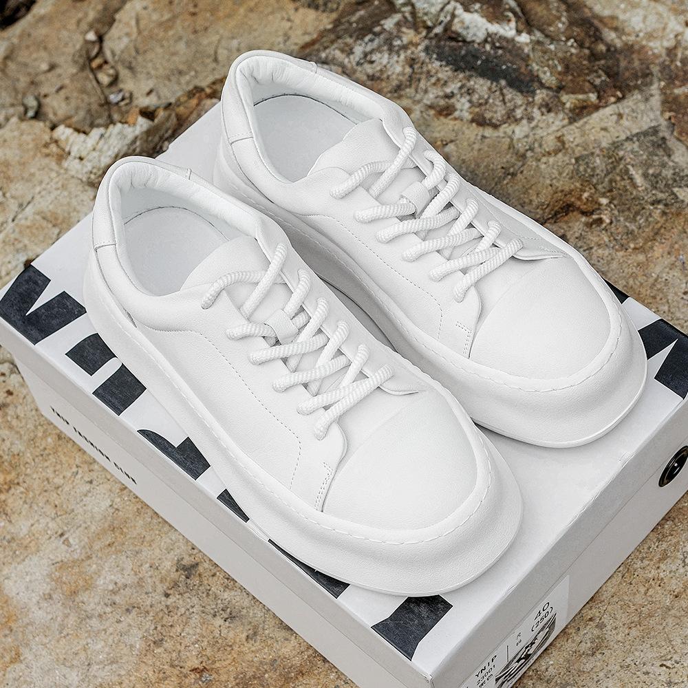 Little White Shoes Men's 2025 New Muffin Shoes High-end Men's Shoes Versatile Thick Baseplate Shoes Ins Trendy Sports and Leisure Shoes
