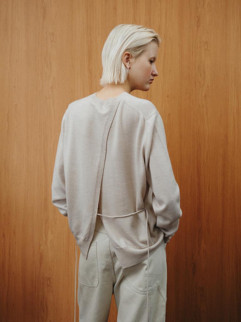 Reply Wool Back Slit Pullover_Pale Beige
