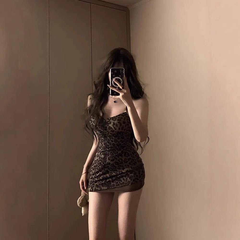Vintage Leopard Print Mini Dress, V Neck Thin Spaghetti Strap Ruched Sides Slim Bodycon Stretchy Night Out Women Dress S