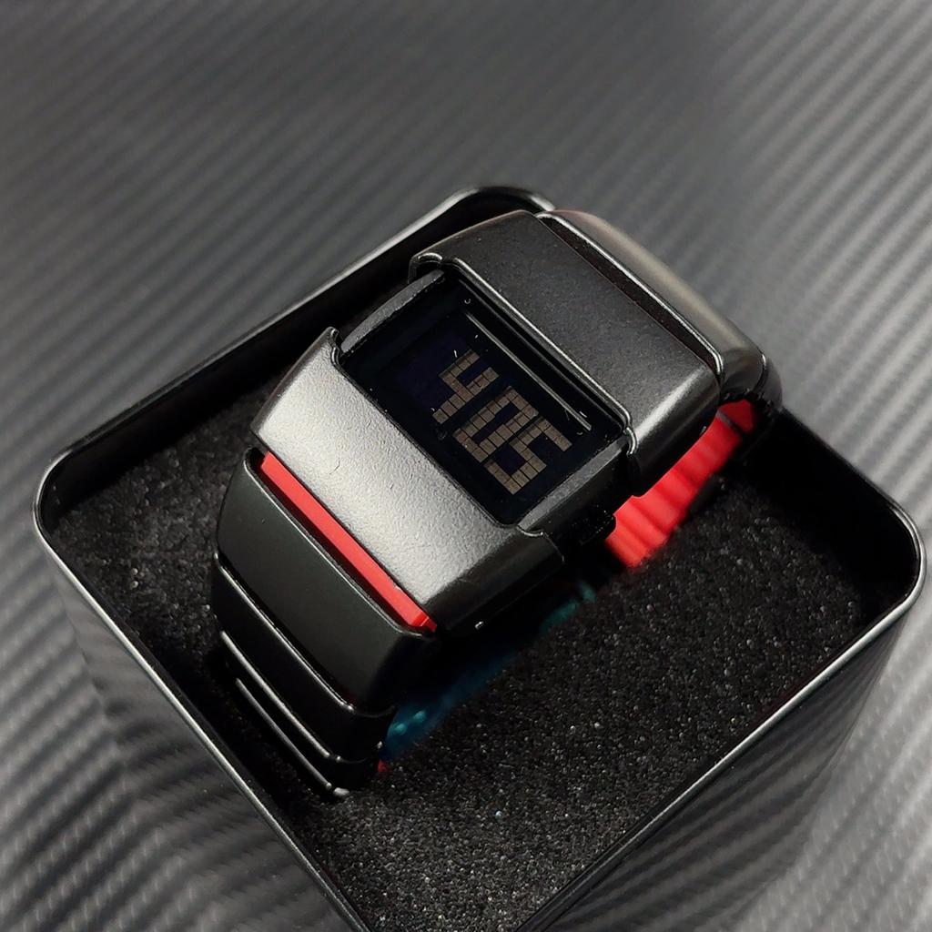 Retro hodinky ve stylu tisíciletí Unisex Svítící digitální displej Hodinky Vysoká hodnota Personalizované elektronické hodinky