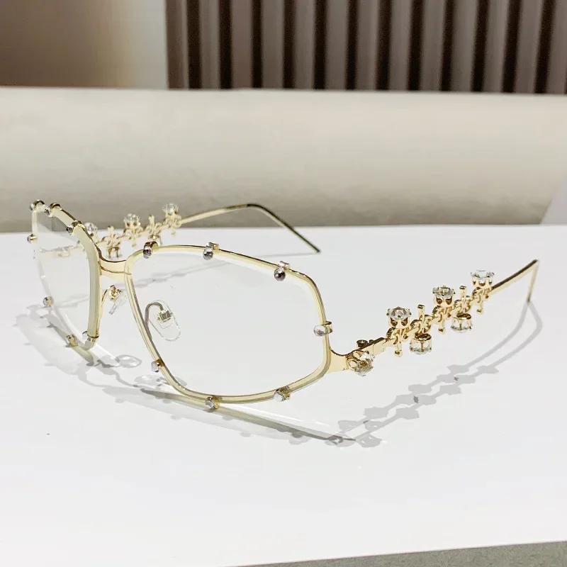 Y2K Rhinestone frame Classic eyeglasses Ladies Oversized Durable Metal Metal Eyeglasses frame Men Clear Lens Glasses Gold Prescription Spectacle