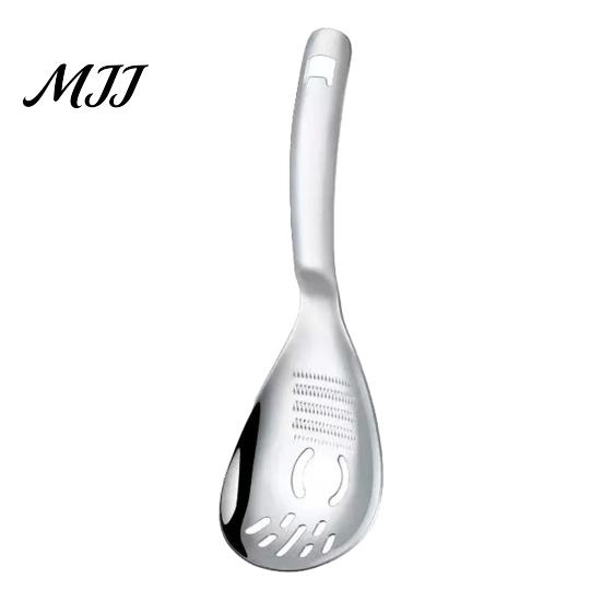 Labor Saving Kitchen Accessories Stainless Steel Grinding Spoon, Multifunctional Gadget, Garlic Ginger Gadget for Mashing Potatoes