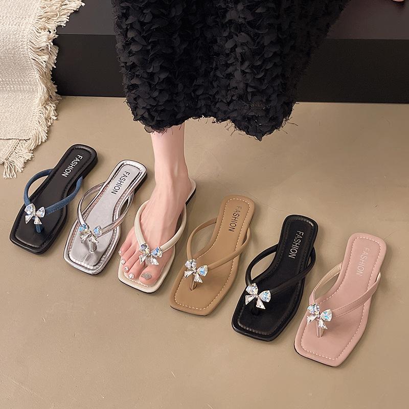 Mezzanine Cool Slippers Women's Summer Fashion Outside Flip-flops French Silver Flat-bottomed Slippers Women's Rhinestone Roman Cool Slippers